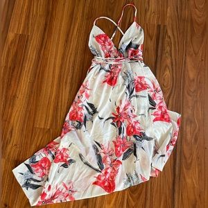 Floral maxi dress with open back and slit, white & pink, size medium